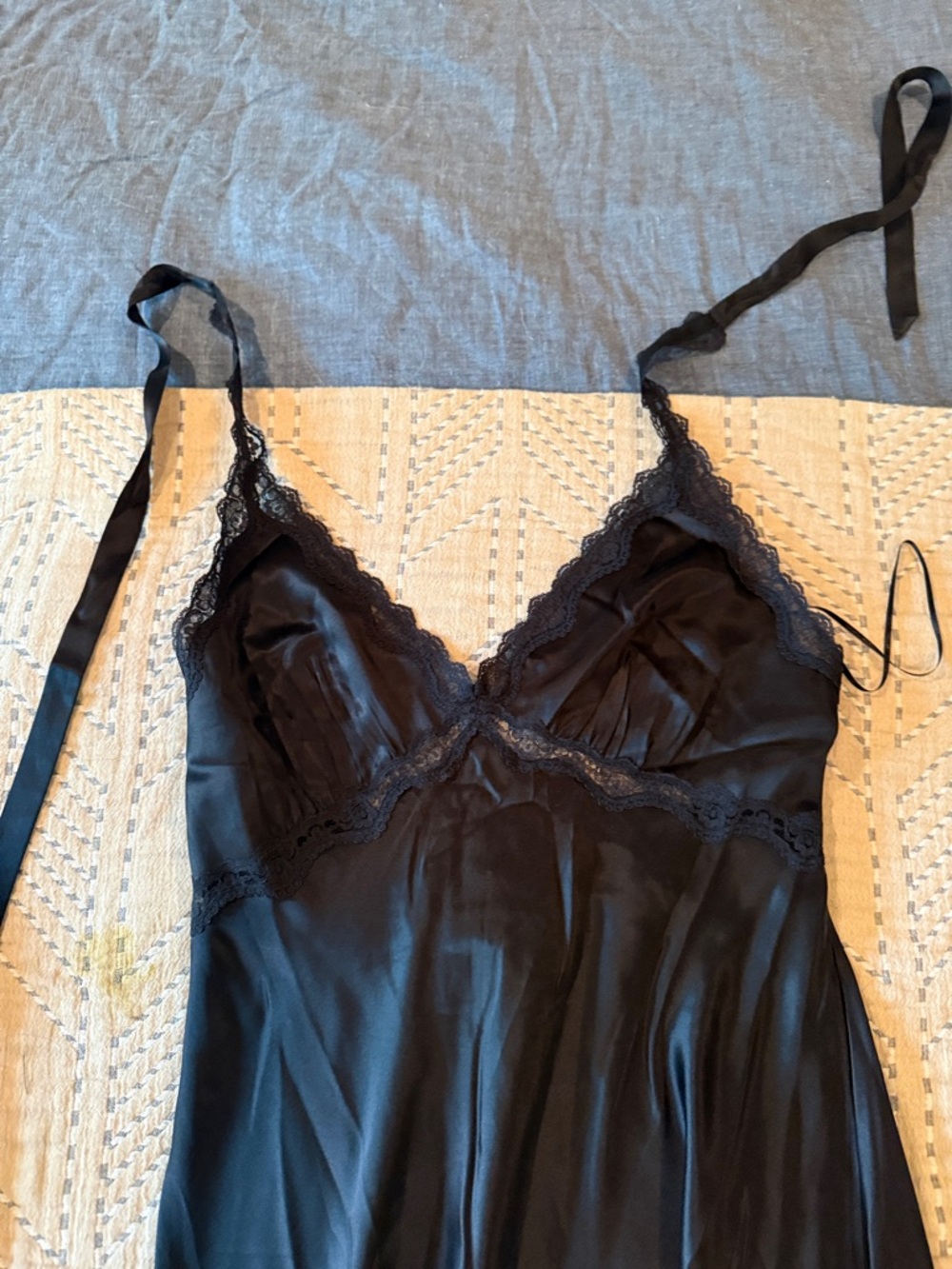 Reformation Nora Silk Dress NWT - Picture 5 of 7